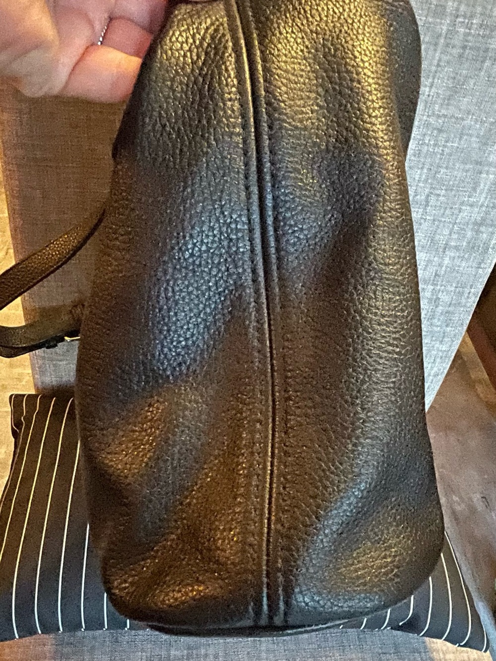 Michael Kors Black Leather Hobo Bag and Wallet - Picture 4 of 14